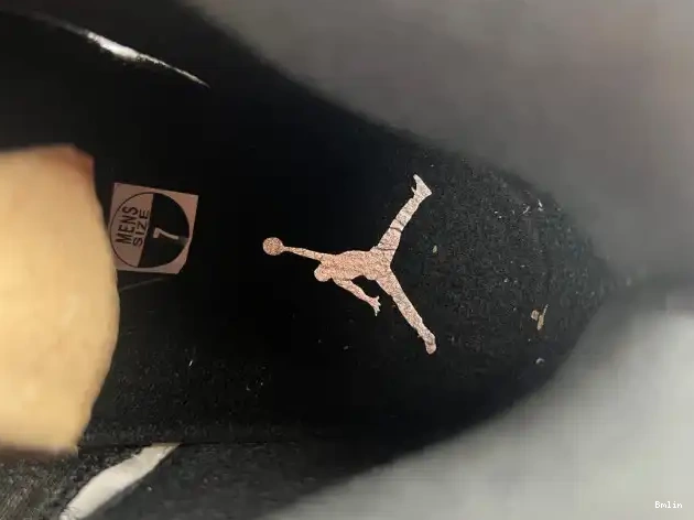 Bmlin Shoes BLACK' DD0587-110 JORDAN 'WHITE AIR RETRO 5 0610